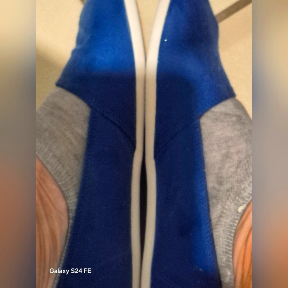 Ladies Addidas Slip On Sneakers Free With Any Purchase